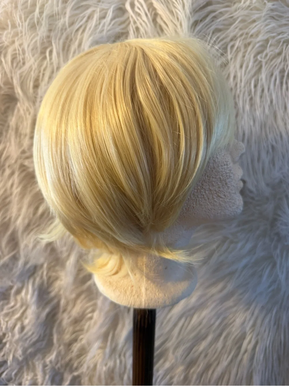 Blonde Short Layered Synthetic Wig for Women